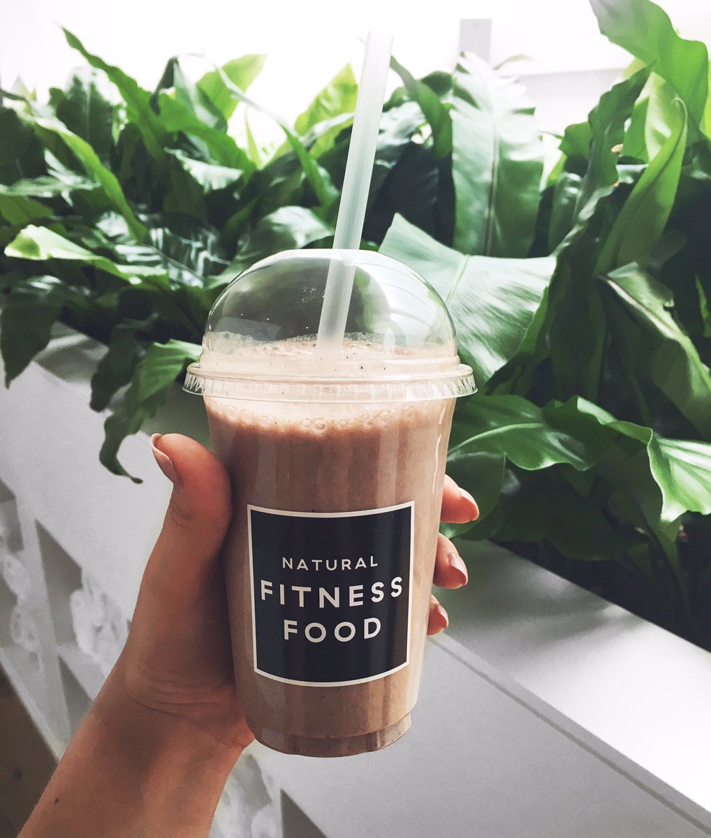 NatalieGlaze_'s tweet photo. Post spin #smoothie game strong @AnotherSpaceLDN @NaturalFitFood 💪👌🍃👊 #healthy https://t.co/W5bXYOdrhZ