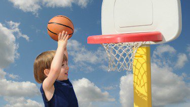healthychildren's tweet photo. Ever wonder how tall your kids will be when they grow up? Here's how to predict. https://t.co/BOvwDpfOzU https://t.co/oWfykp3Vao