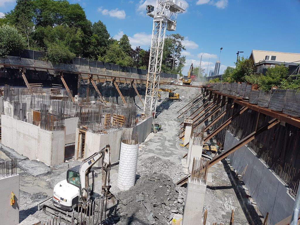 Let the construction continue 👏🏻👏🏻👏🏻 #stantonrenaissance #cleanbuilder <a href="/OnTheGoMimico/">On The Go Mimico</a> <a href="/direct_mortgage/">MyDirectMortgage.com</a>