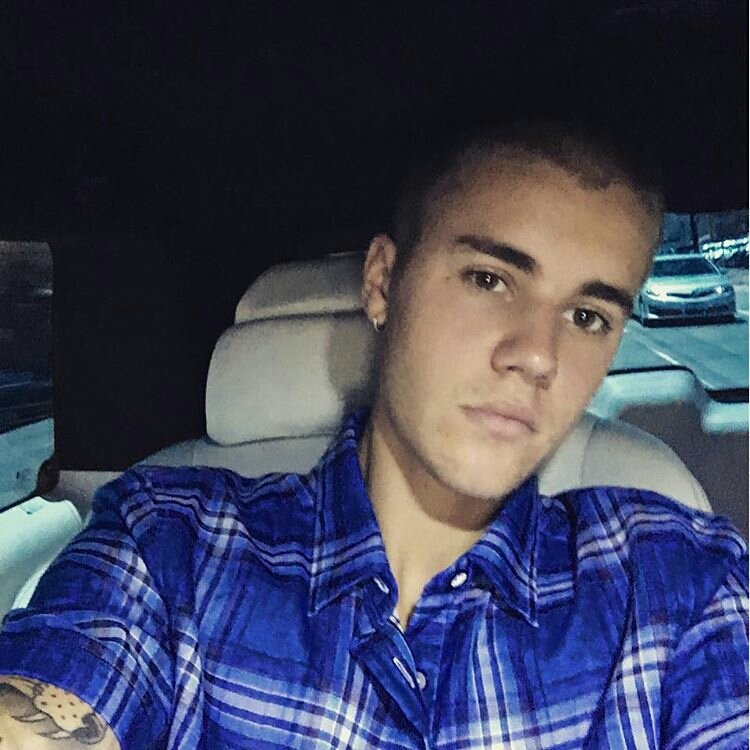 sinemdicaprio's tweet photo. Hadi şu tagı dünya gündemine sokalım!
#TurkeyLovesYouJustinBieber 💜💜💜
WE LOVE YOU SO MUCH JUSTİN😍😍 https://t.co/s5WNv0iFPG