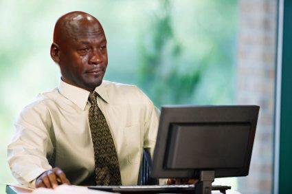 MensHumor's tweet photo. When you clock in at 9, work for 7 hours &amp; then realize it’s only 9:30 https://t.co/QJdVqGQqJZ