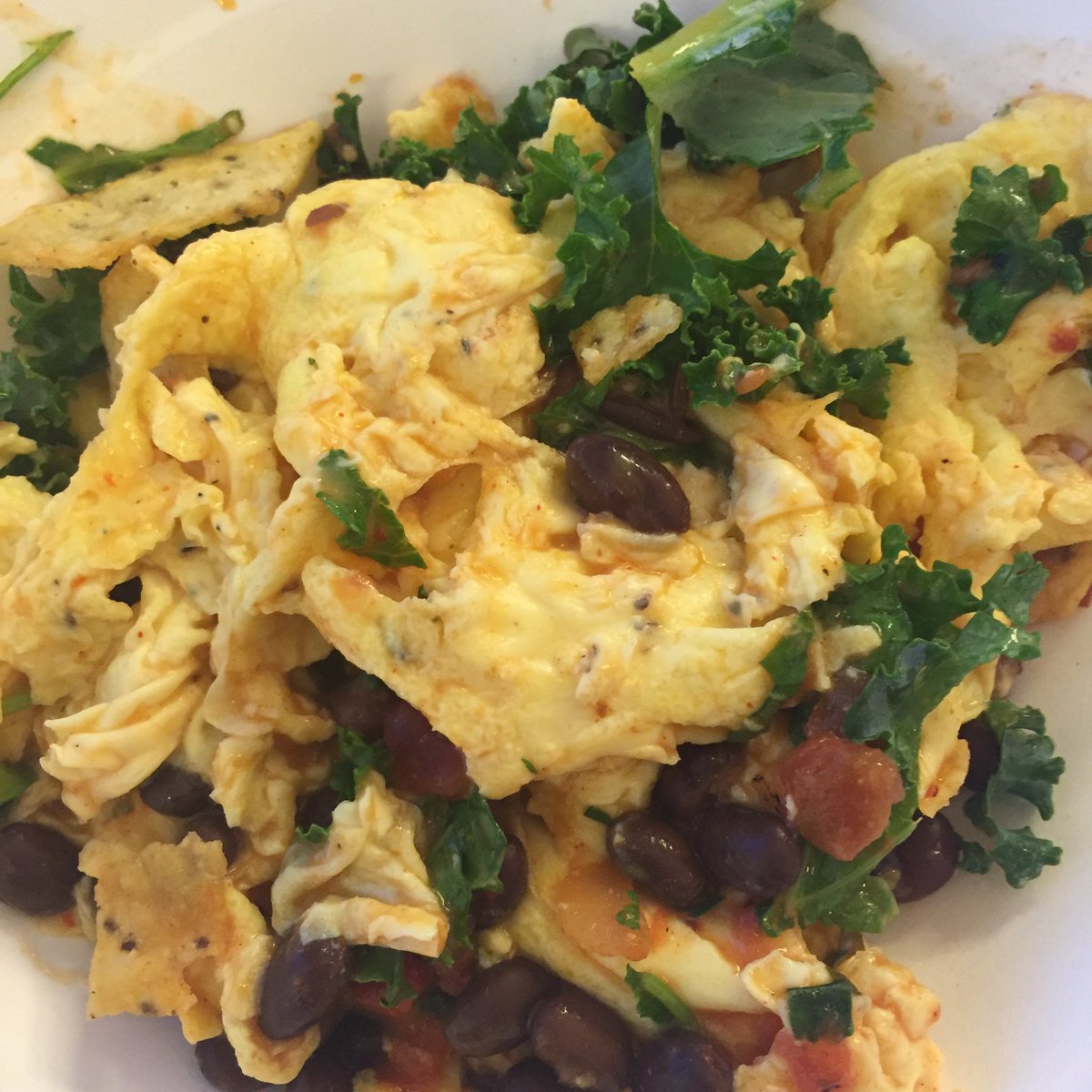 aliciamille's tweet photo. #kaleyes to breakfast #chilaquiles at @thrive360eatery 💪🏻💪🏻💪🏻 #flyfuel https://t.co/S6FQs5t02W