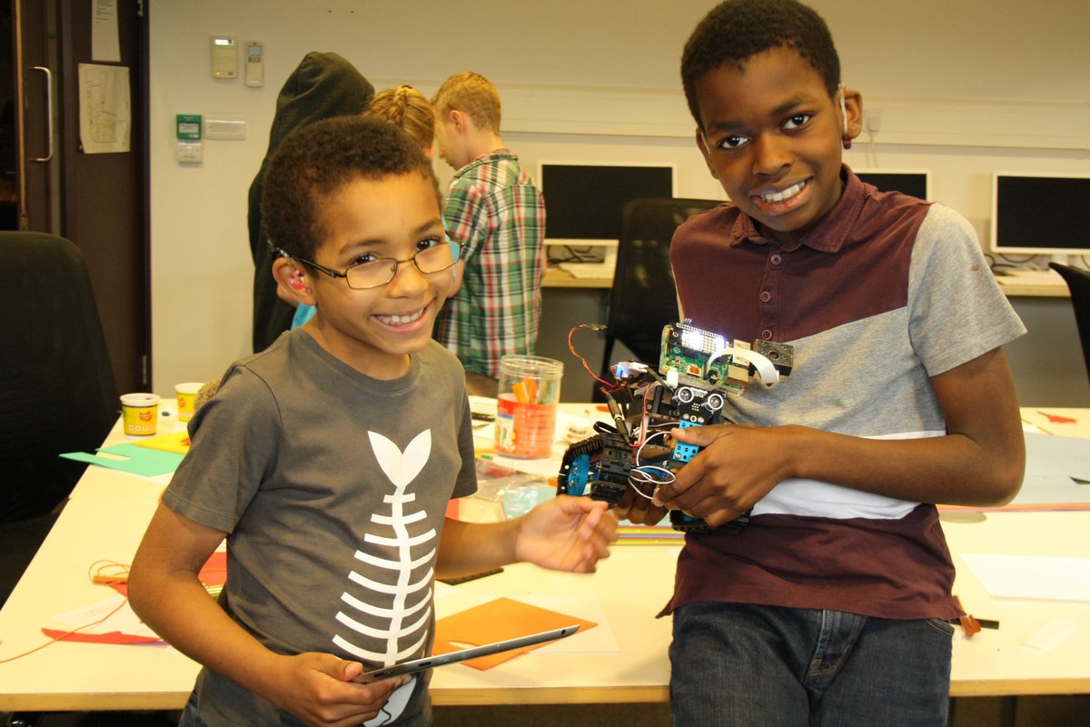 FACT_Liverpool's tweet photo. 'It was amazing building our robots because we got to design and race them' #Prototype #FACTlearning https://t.co/EaTpo9Ghxr