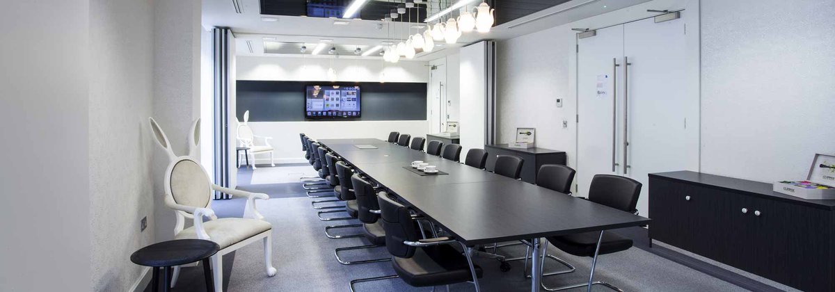 OSiTown's tweet photo. There’s something for every type of #business with #meetingrooms from #OfficeSpaceinTown https://t.co/1Q8VREZyJA https://t.co/xNPQfZgJuO
