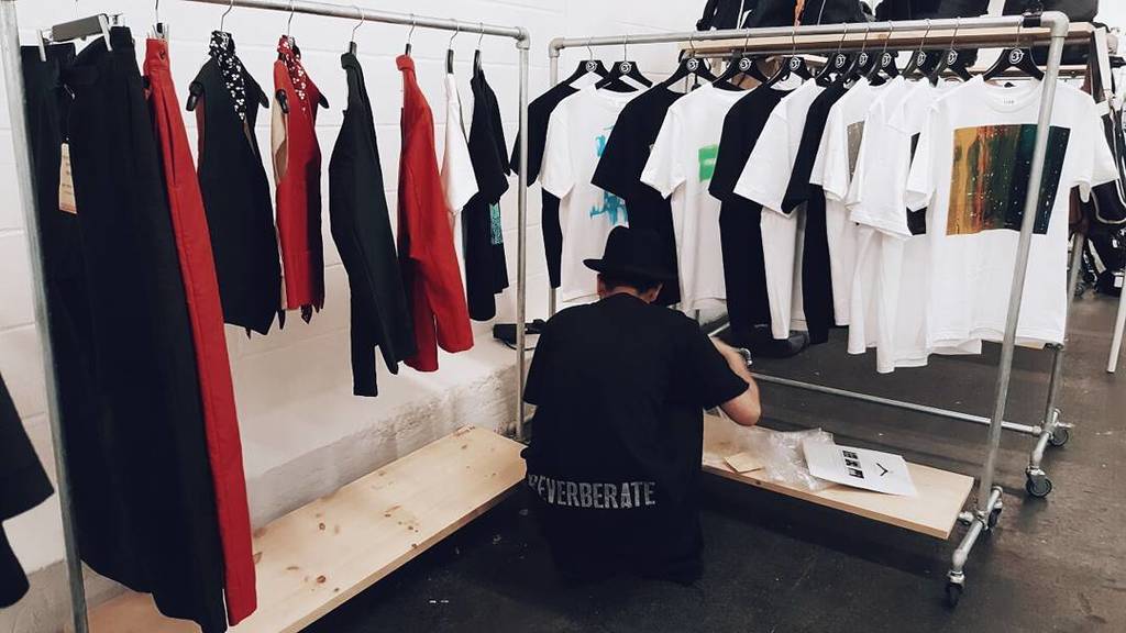 JacketReqd's tweet photo. Reverbate- one off t shirts in each size. 
@reverberate_official 
#JRSS17 https://t.co/Dn5vXYVQG4
