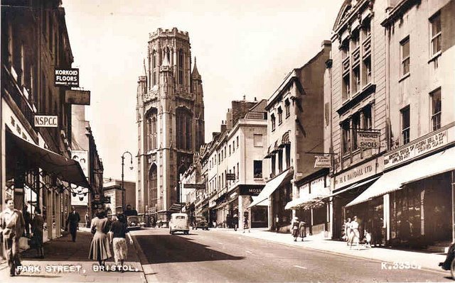 BristolGuild's tweet photo. Check out the great photo of Park st of the past! Can you spot us on the right? #TBT @BrisParkStreet @VisitBristol https://t.co/PxTdK4OU7q