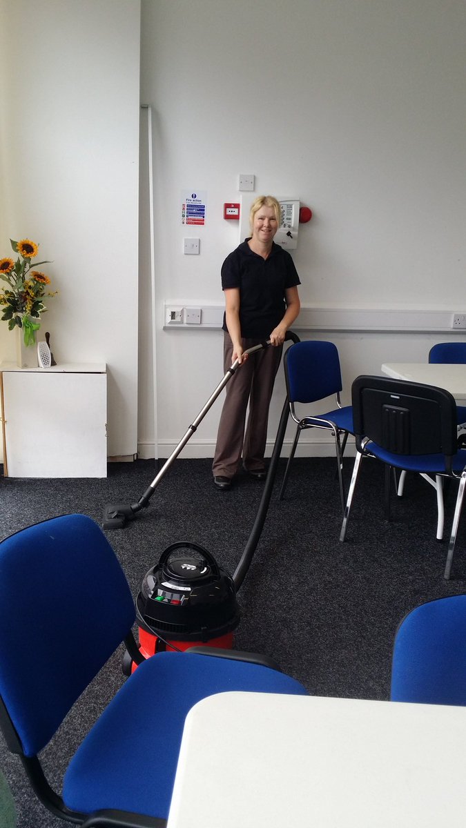 MFYCleaning's tweet photo. Need a #reliable #trustworthy #cleaningcompany who are #valueformoney?  Over 10 yrs experience. Message 4 quote. https://t.co/86s3YbtqU6