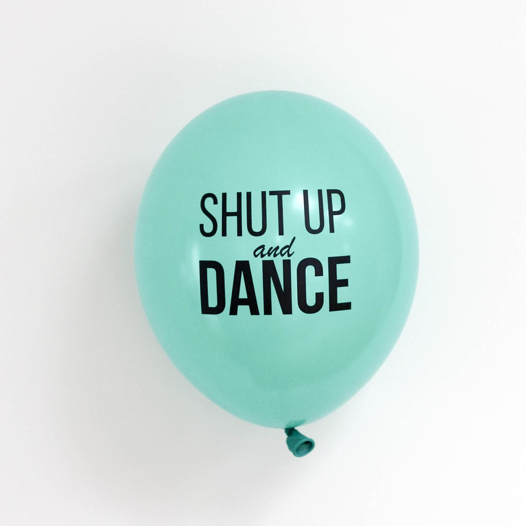 BeWeddingWise's tweet photo. Balloons just got grown-up! Some stunning options out there to help your day (not the balloons) really pop! #wedding https://t.co/ElejCNGAJ2