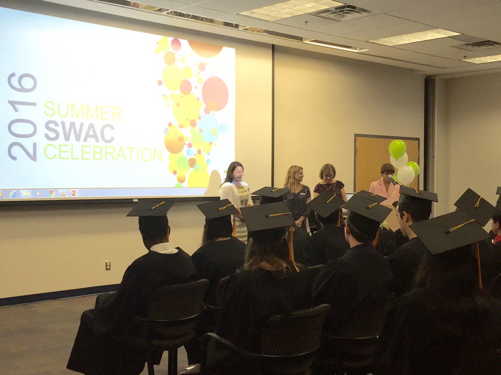 fraser_frasers's tweet photo. Congratulations to SWAC graduates @AlgonquinColleg https://t.co/s2ntISy1oI