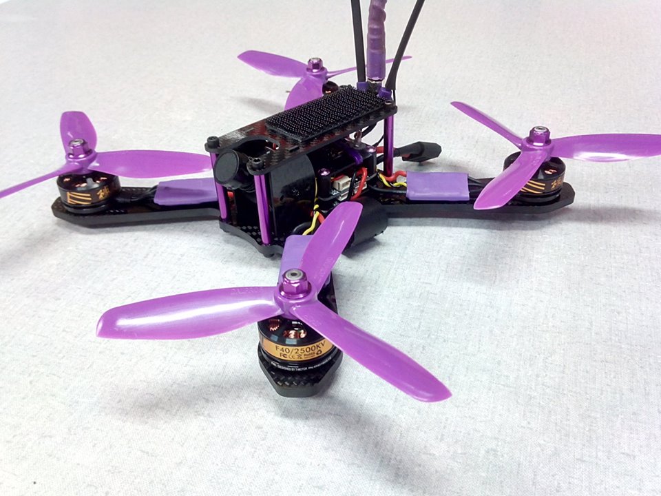 dronexlabs's tweet photo. Beautiful new #DXLDiamond and #DXLNitrox builds from #DXLTeamPilot BlomFPV! #FPVRacing @dani_pacha @JavierVerdegay https://t.co/Vbdcq3E8GP