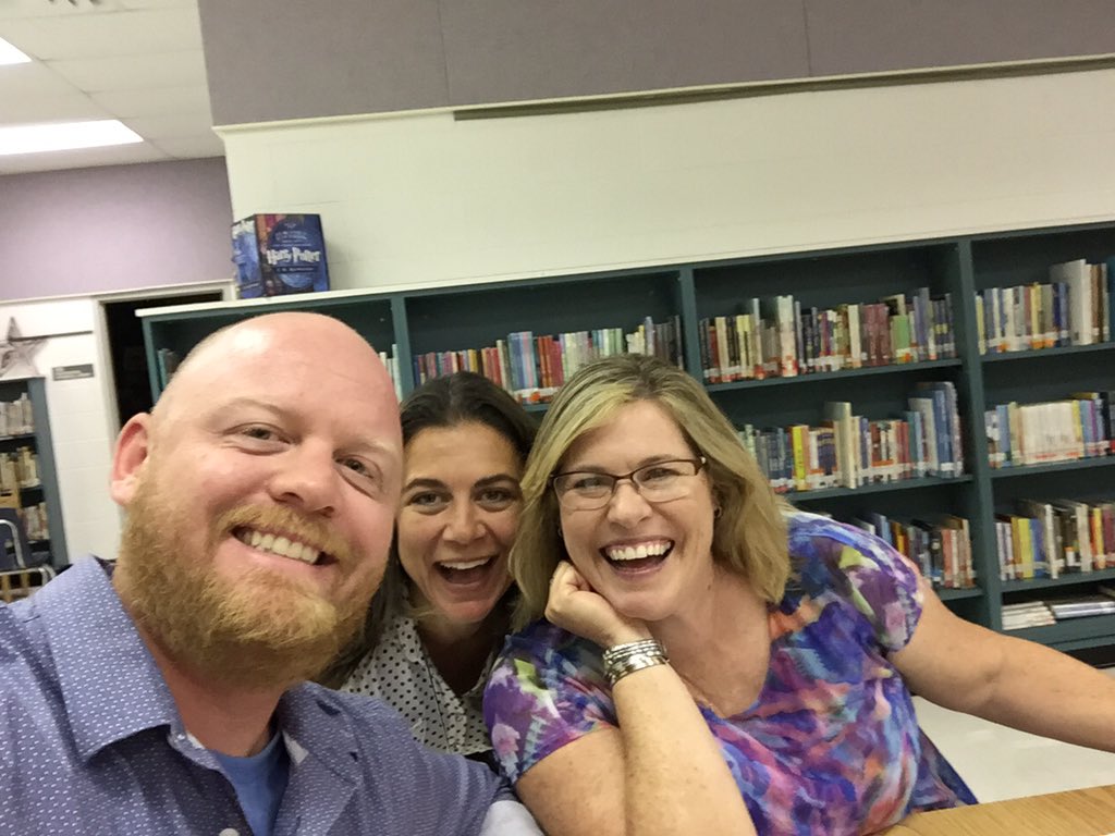 ddudley13's tweet photo. 5th Grade is ready for an amazing year!!! #SCbeAMAZING https://t.co/1P7zHxAolL