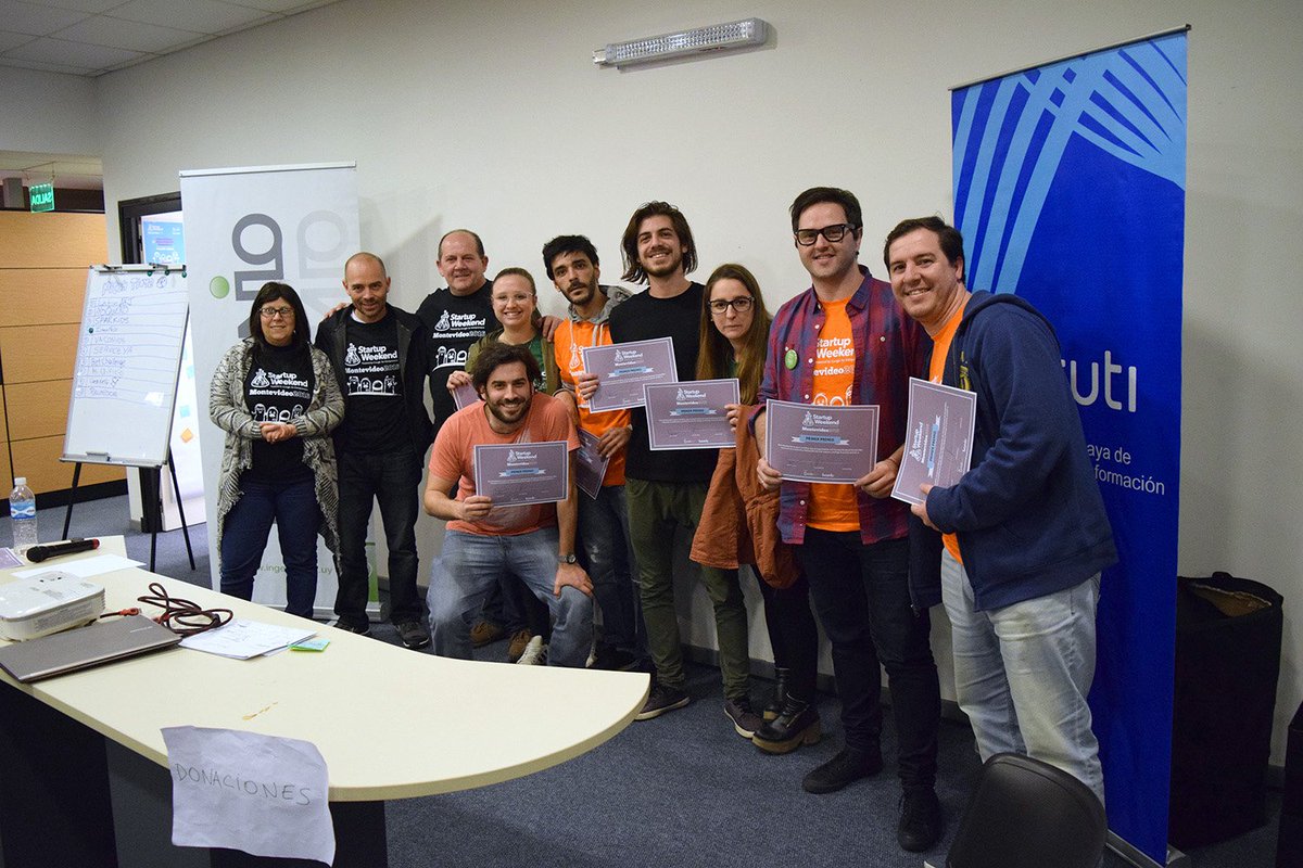 Quatromanos_uy's tweet photo. Plataforma que brinda apoyo a niños superdotados fue el proyecto destacado del @swmontevideo https://t.co/GCtEU3PTVK https://t.co/Os0W73En9M
