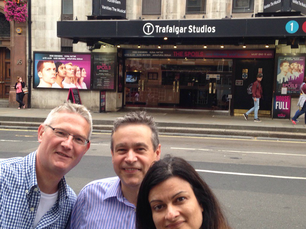 BahamasRbh's tweet photo. #RBHLondon theatre https://t.co/wx9DeBzmLy