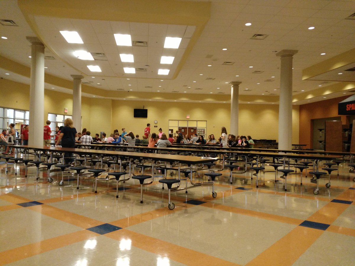 SummitInteract's tweet image. Can't wait for our upcoming freshmen! Ready for a great year!🎉😋