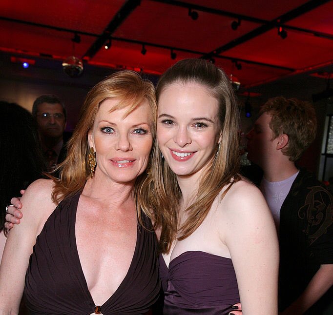 DPanabakerLA's tweet photo. #tbt to the #MrBrooks premiere in 2007 &amp; a little reunion at #FTV2016 in June @dpanabaker @MargHelgen❤️ https://t.co/Z0HjrRelXt