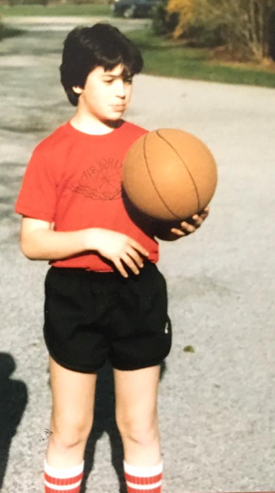 JasonYellin's tweet photo. #Throwback to when I believed I could fly! #AirJason #TBT #LookAtThatHair π https://t.co/jxIA0WhUEf