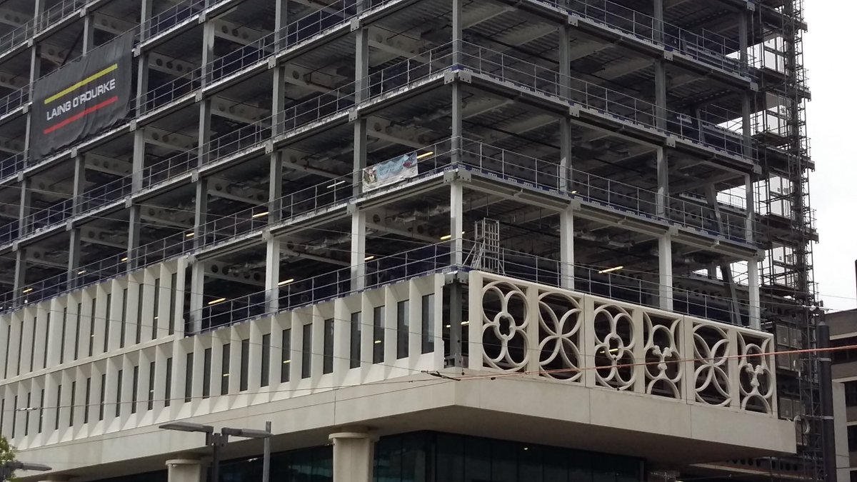 pickerchu's tweet photo. Tram stop &amp; #2SPS looking fab. Well done @SimpsonHaugh. #ISeeBears 🐼🐨🐻 @morris_susie @SDCritchley @paulggardiner https://t.co/G29dwg9V5v