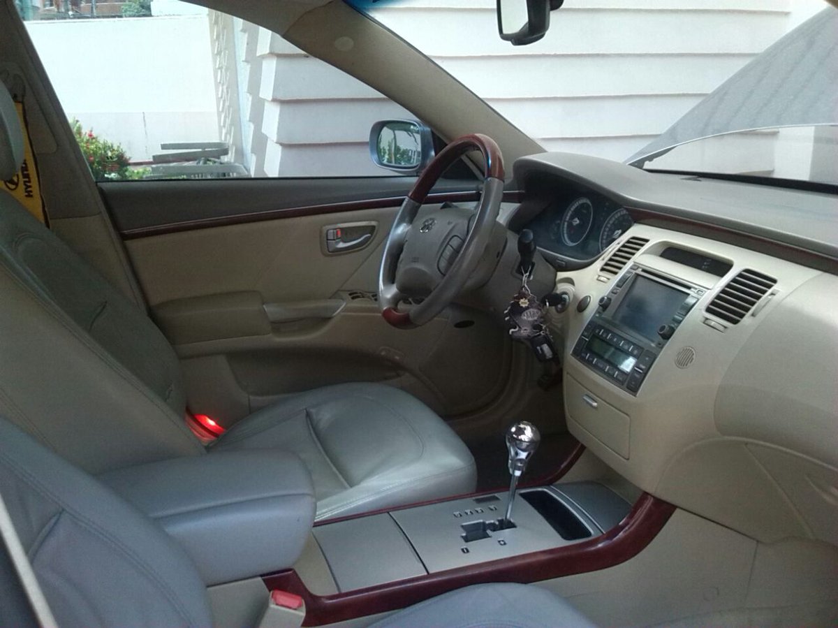 PacardNicole's tweet photo. Vendo Hyundai Azera 2008, 127924 km, Motor en perfecto estado como nuevo a precio regalado...
Informa por privado https://t.co/rnypPRTLBp