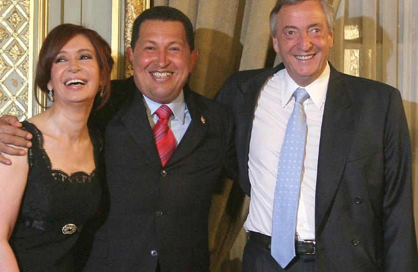 Hoy es el 62° natalicio del comandante Chávez, bandera en la lucha por la liberación de la Patria Grande.