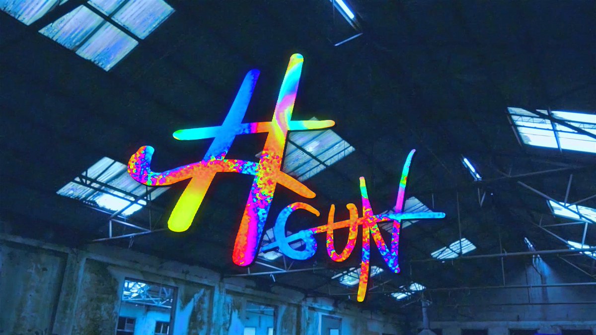 1theK's tweet photo. [MV] #GUN(샵건) - '#BEEP' (PROD. BY GIRIBOY(#기리보이)) (Feat. #CrucialStar) ▶https://t.co/bwpJgD1xJl https://t.co/IqBeJYqg8x