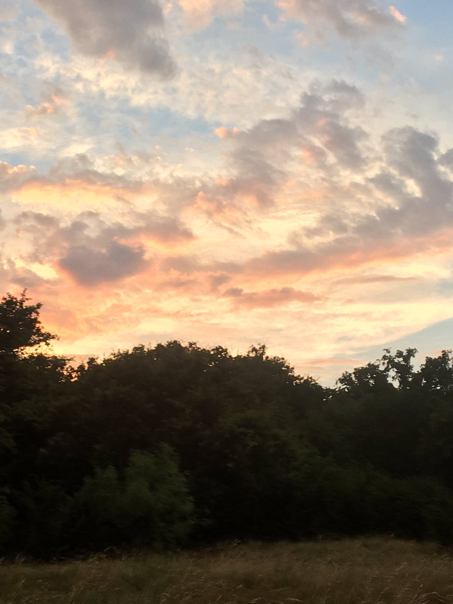 plexus1510's tweet image. Last night was beautiful went on buggy the clouds were AMAZING. #AMTC #makingGoodBOLDER
