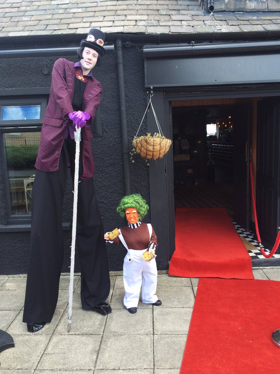 mintmanagement_'s tweet photo. Our Willy Wonka and Oompa Loompa looking fantastic at How Do You Do's Willy Wonka event https://t.co/KMcvLcCcbK