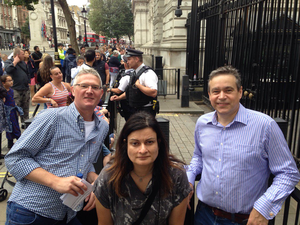 BahamasRbh's tweet photo. #RBHLondon 3 coppers https://t.co/x4YXPrmqIH
