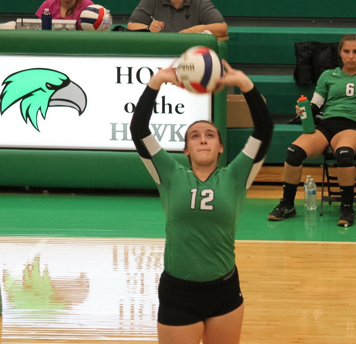 MHSHawksvball's tweet photo. MHS Alum @Aherb3Anna is joining the Alumni team! #2015MVP https://t.co/yh6M50NqAU