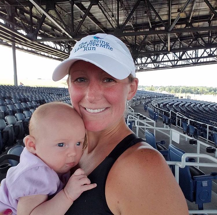 MowerAgency's tweet photo. Kelly from #emasyracuse made a pit stop at @LakeviewAmp with her daughter, Grace ♥️ #healthyema https://t.co/W5jvFkPgFd