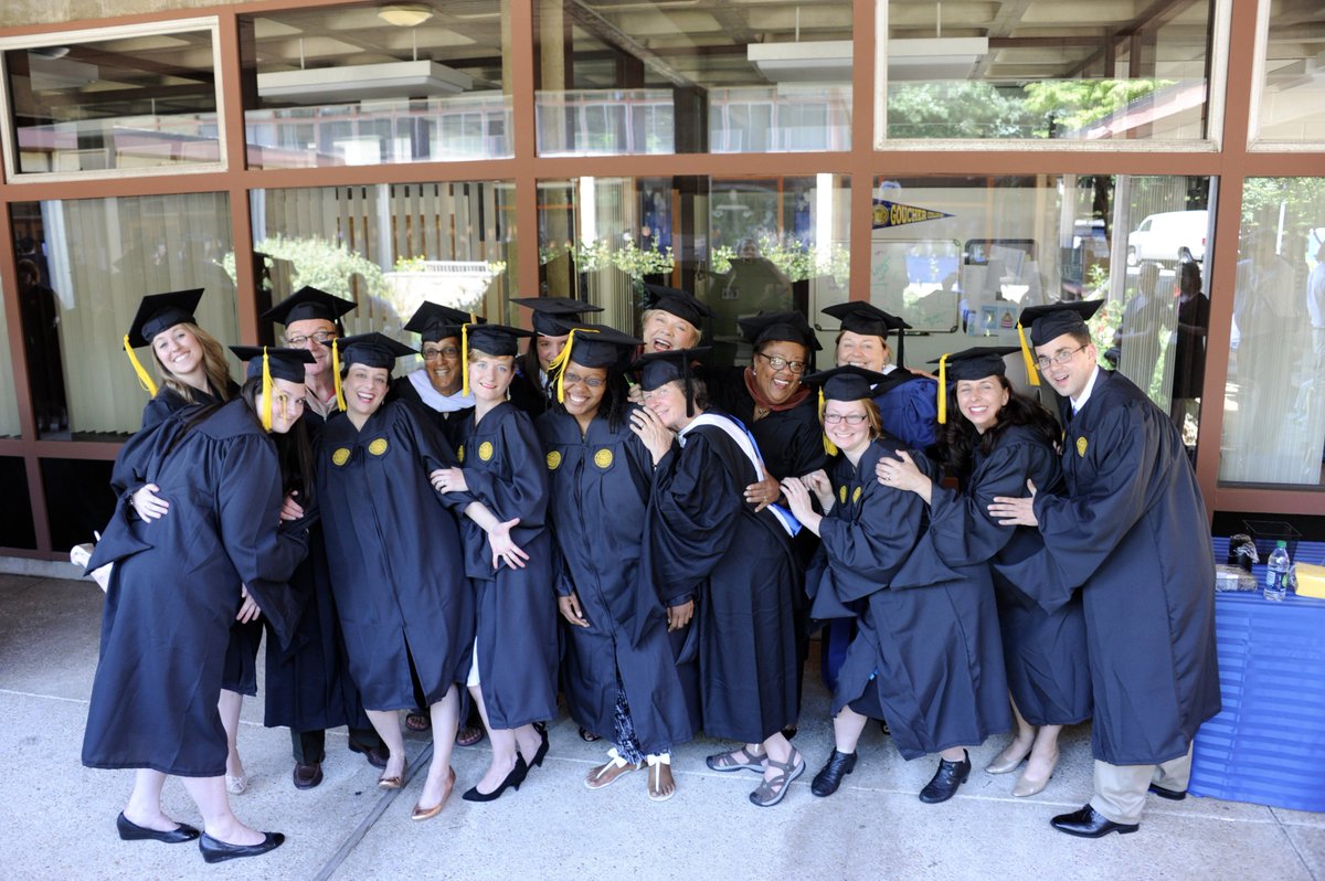 GCGradStudies's tweet photo. Throwback to Commencement 2015. Who's excited for Commencement on Sunday?!  🎓🎉 #tbt https://t.co/Px4XlgL0Ok