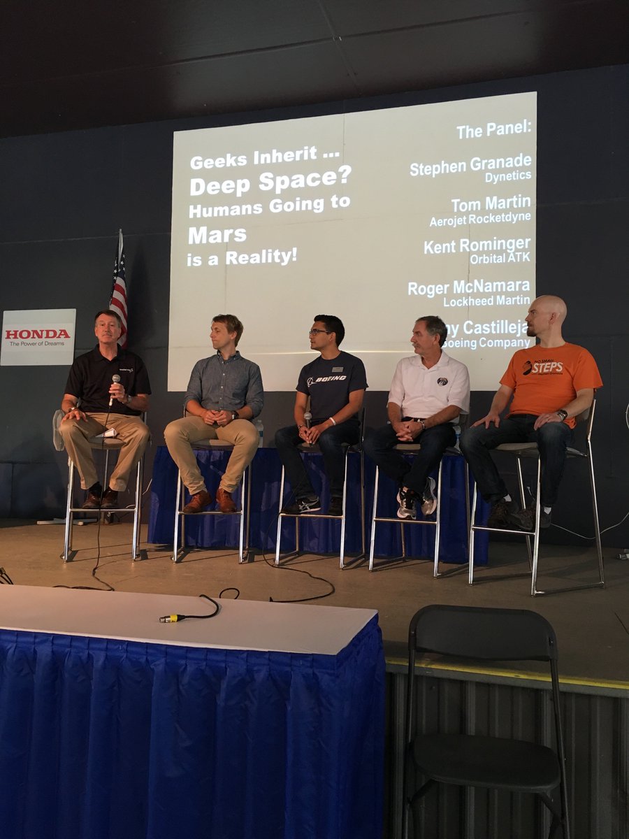 XploreDeepSpace's tweet photo. #GeeksAtMars panelists from @AerojetRdyne @BoeingDefense @Dynetics @LockheedMartin @OrbitalATK #OSH16 https://t.co/RWek0zdzGD