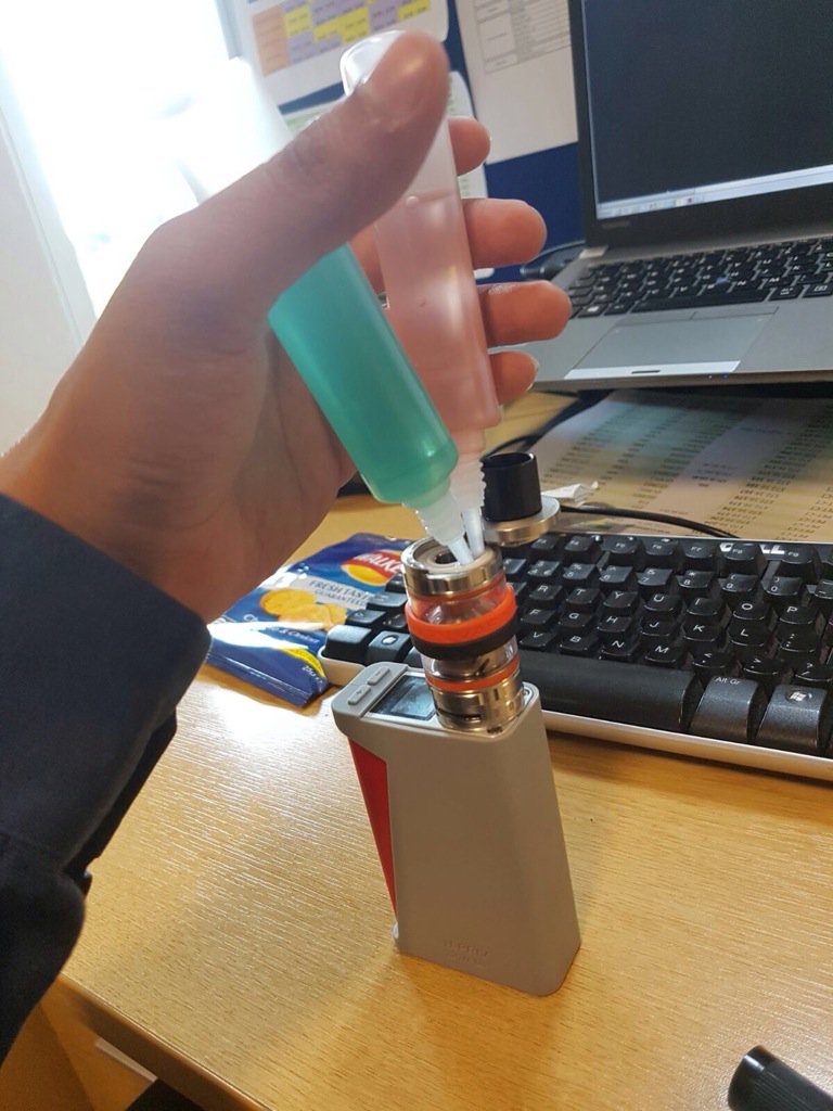 Beta_Vapes's tweet photo. Double dosage #vapelife #doyouevenvapefam #juicesfordays #vapefam https://t.co/eA5QX6ycZQ