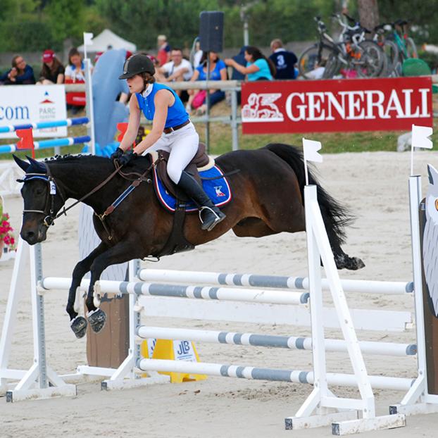 generalifrance's tweet photo. Generali Open de France : toujours plus haut 🐴 ! #équitation #GOF2016 https://t.co/XQAyE5HuNJ https://t.co/XZD2l5vZu6