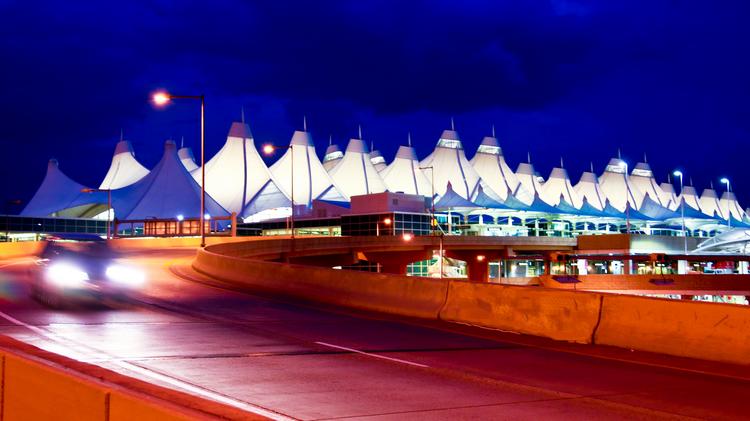 denbizjournal's tweet photo. It’s a good time to fly … Just about anywhere. U.S. air fares lowest in 6 years: https://t.co/de1DhygdSR #Denver https://t.co/2Zq6OHqdoN