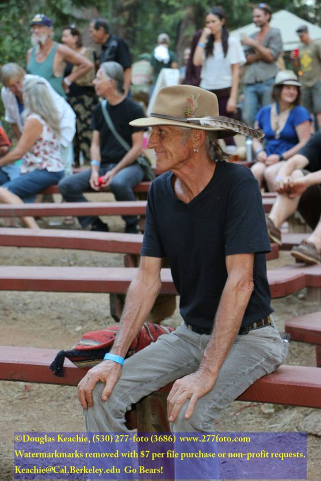 Ridgestock1's tweet photo. Here's just a few of the fabulous pics Douglas Keachie took at #Ridgestock 2014.
Meet some of the locals. https://t.co/wq3EkMlCUP