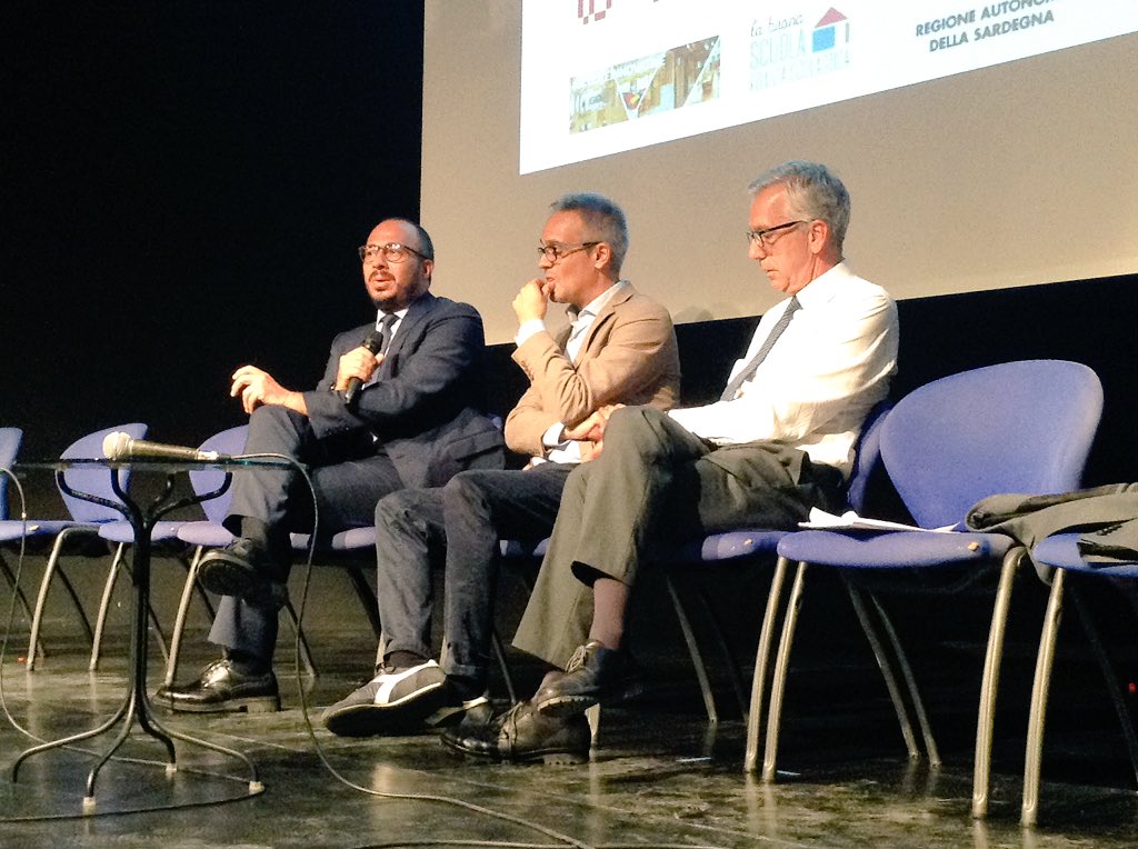 davidefaraone's tweet photo. Innovare didattica e innovare #EdiliziaScolastica vanno di pari passo. Oggi presentiamo #ScuoleInnovative a Cagliari https://t.co/e7C2hAxbJV