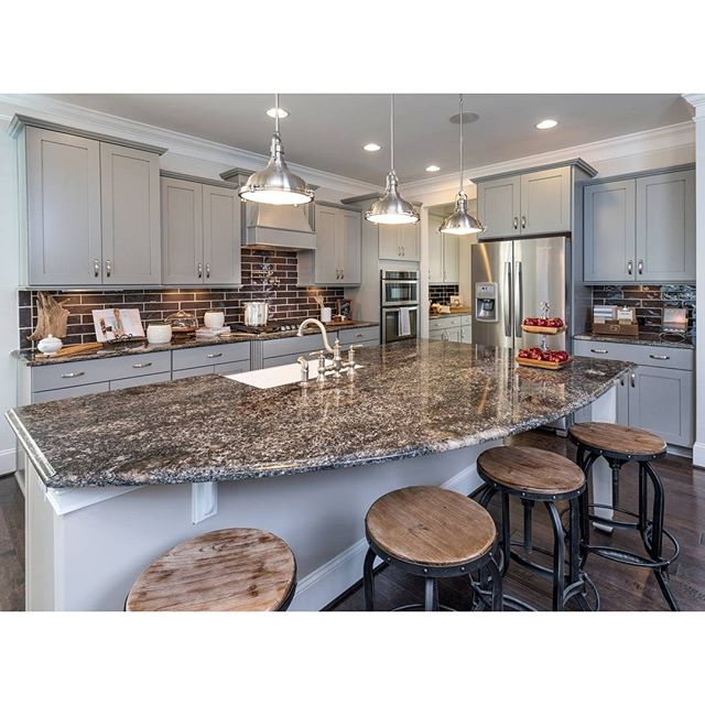 BeazerHomes's tweet photo. This kitchen island is the perfect spot for after-school snacks and homework time! #BeazerHomes #BackToSchool https://t.co/8cO01r7f3n