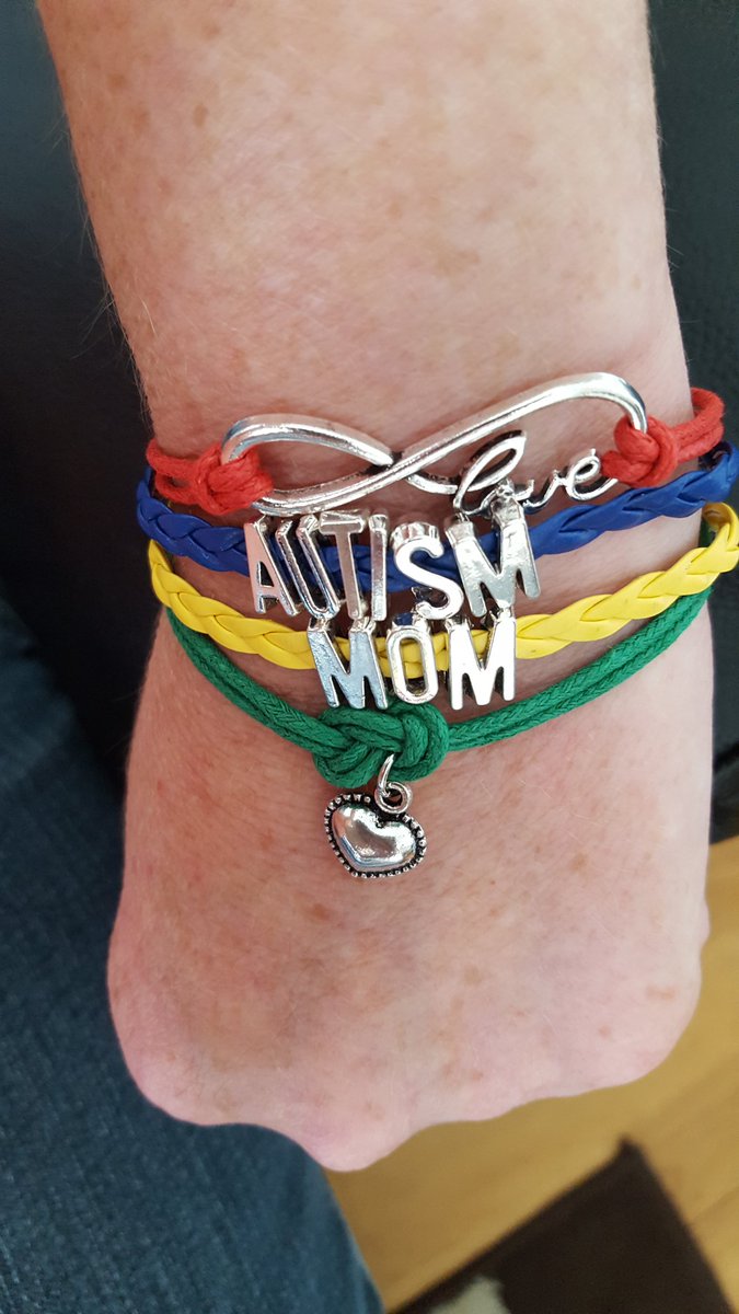 Michell73151840's tweet photo. Autism awareness xxx https://t.co/04LTHJolo2