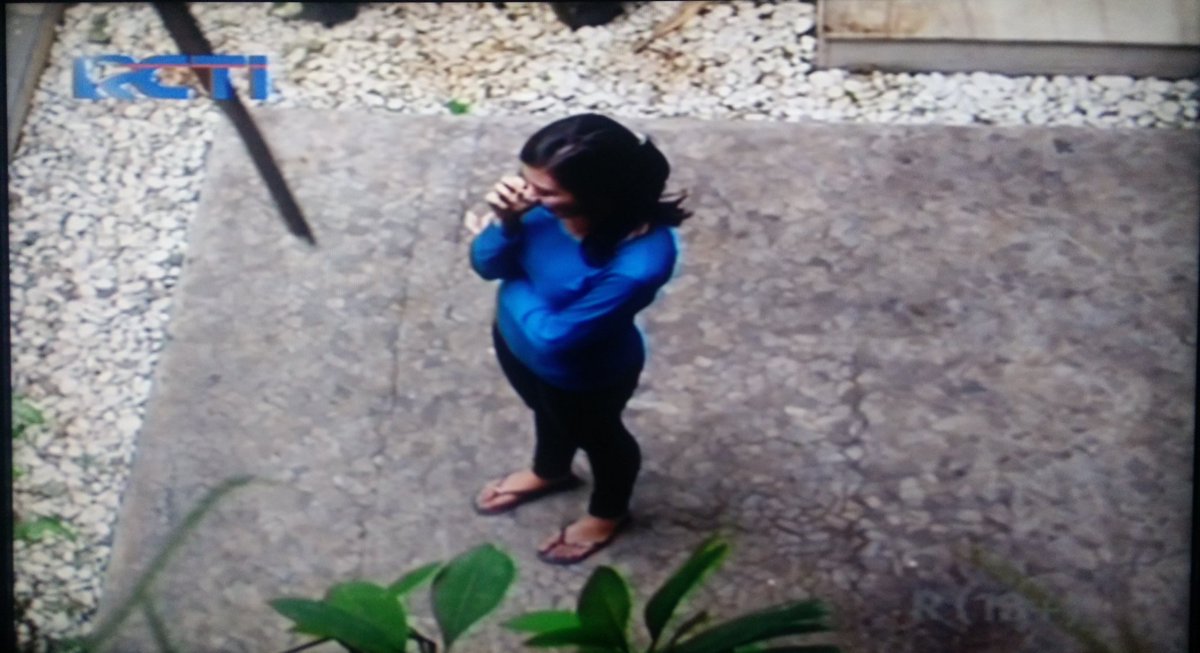 RCTI_ART's tweet photo. Hah? Bangke? Hahha😂😂 #AsistenRumahTangga2 #SyahnazART2Eps04 https://t.co/FlNtXyaaXq