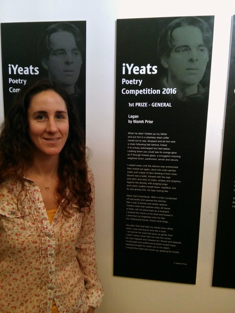 Lagan_Press's tweet photo. Niamh Prior, winner of the @HawksWellSligo iYeats Poetry Comp, announced at @YeatsSchool #LoveIrishResearch https://t.co/josfasA3ij