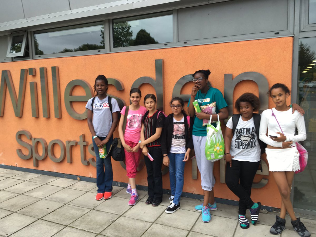 JasonRobertsFdn's tweet photo. Excellent day with the girls. Swimming was the order of play today. #SheHasGame https://t.co/ZofCVywLZw