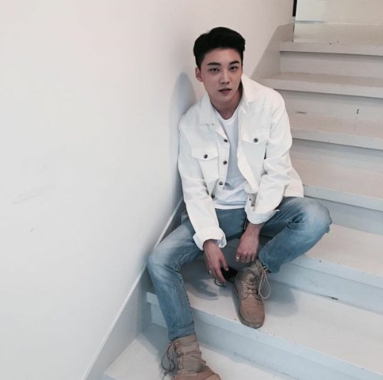 xer_oh's tweet photo. the most handsome guy https://t.co/q5UZjvbKfK