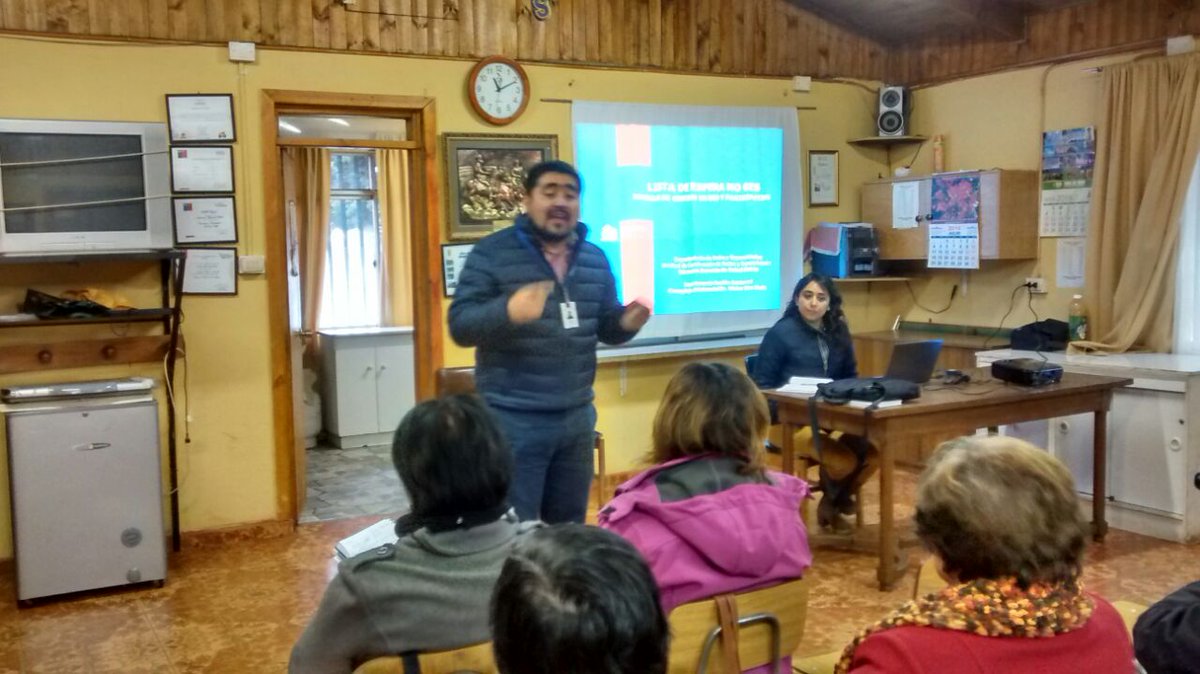 HospNacto's tweet photo. Consejo de Desarrollo Hospitalario de Nacimiento en asamblea mensual revisando Gestión de Lista de Espera de la Red https://t.co/v23vkMLVta