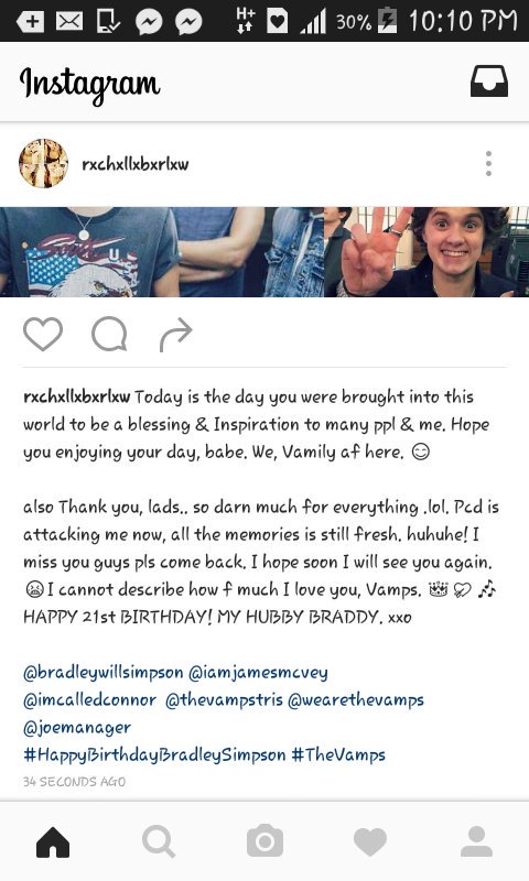 Aint_Racheee's tweet photo. @TheVampsBrad 🎉 babeeee. notice me. Ily xx https://t.co/QdALBdtElo