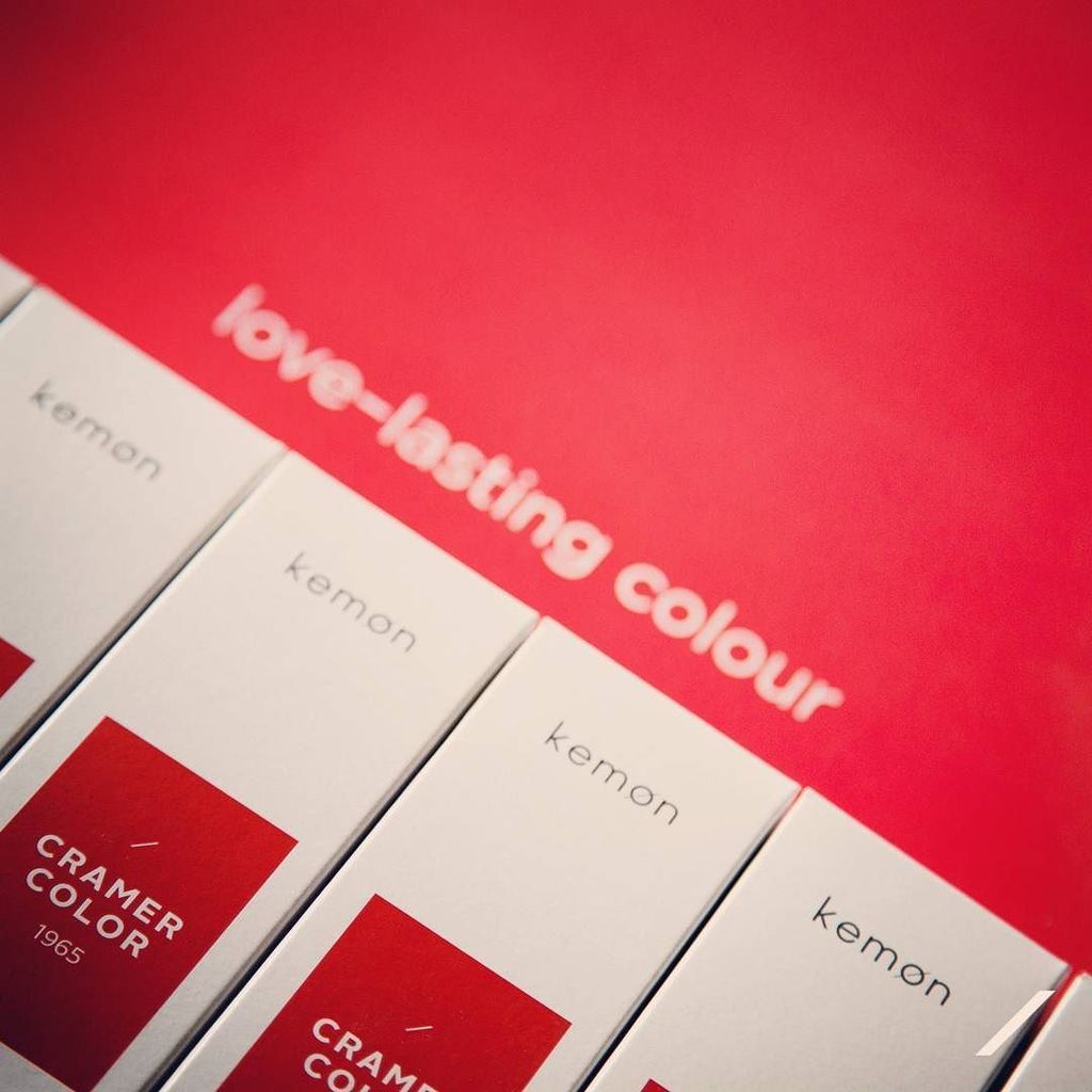 KemonItalia's tweet photo. CRAMER COLOR // love-lasting color
The story of hair color from 1965.
#kemon #cramercolor … https://t.co/GflJoU6nw9 https://t.co/LhcEuzPbl3