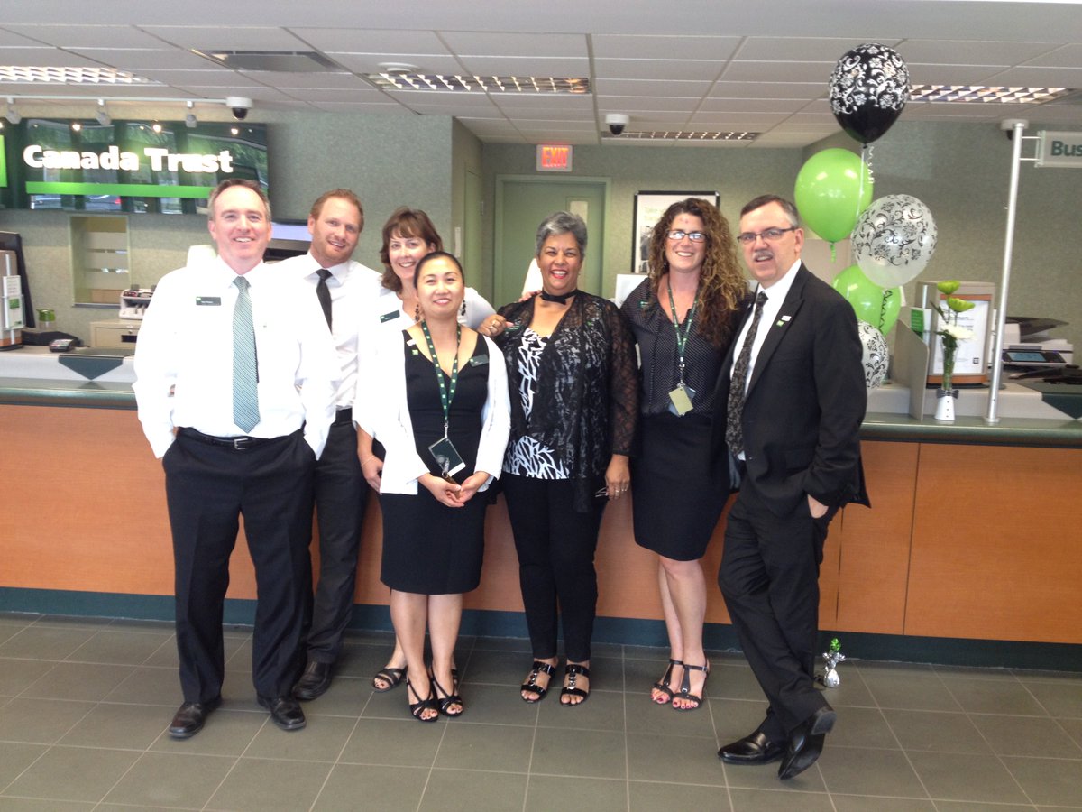 Sharp Looking team at TDEramosa!@strata2_td@JohnPollice_td@AIacobelli_td#TDTHANKSYOU