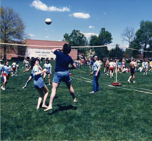 Did you see the great #tbt <a href="/YCPAlumni/">York College of PA Alumni</a> shared today of <a href="/YCPTKE/">Tau Kappa Epsilon</a> from 1986? Check our FB to see more! #YCP
