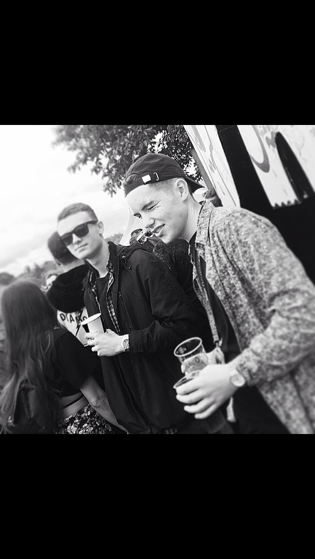 _JoshPrice's tweet photo. @_GeorgeBates happy birthday brother X https://t.co/4b67ZiKETY