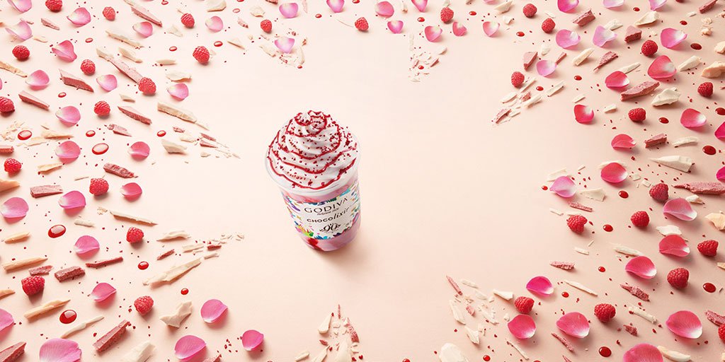 CoventGardenLDN's tweet photo. The sweetest treat for #CGAfterHours is at @GodivaUK. Visit to enjoy buy one get one half price on their Chocolixir! https://t.co/EDjnv5WcRR