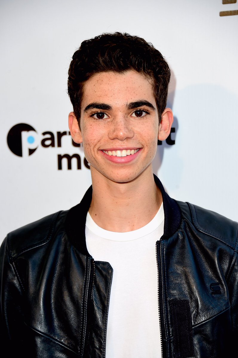 traverage's tweet photo. favorite early 2010s disney channel boy https://t.co/wp5BAu9pOe